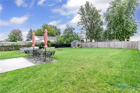 3208 Flame Dr, Oregon, OH 43616 photo 28