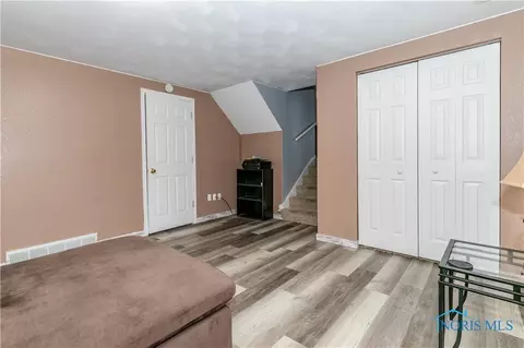 3208 Flame Dr, Oregon, OH 43616 photo 22