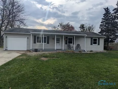 641 Jahns Rd, Napoleon, OH 43545