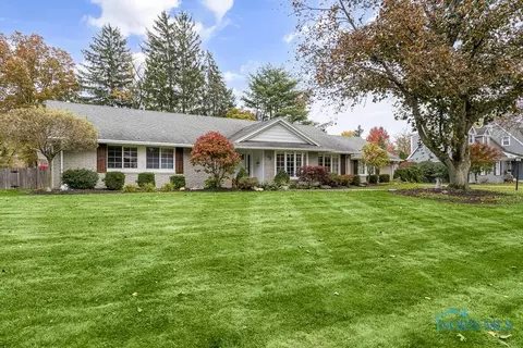 3738 Rose Glenn Dr, Toledo, OH 43615