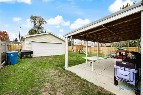206 Percy St, Walbridge, OH 43465 photo 16