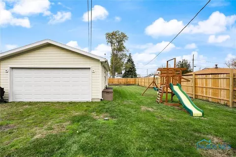 206 Percy St, Walbridge, OH 43465 photo 19
