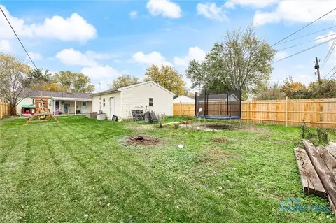 206 Percy St, Walbridge, OH 43465 photo 22
