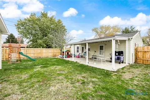 206 Percy St, Walbridge, OH 43465 photo 17