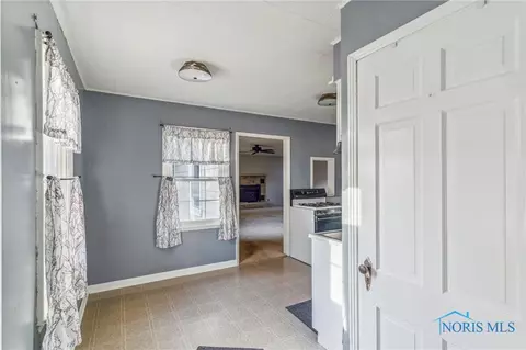 143 Monroe Ave, Findlay, OH 45840 photo 13