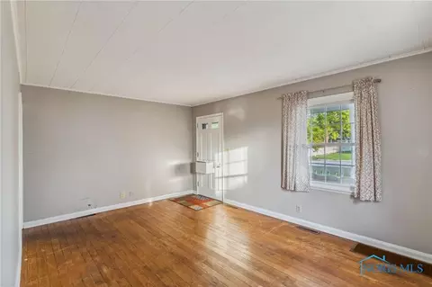 143 Monroe Ave, Findlay, OH 45840 photo 6