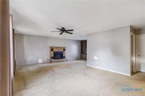 143 Monroe Ave, Findlay, OH 45840 photo 8