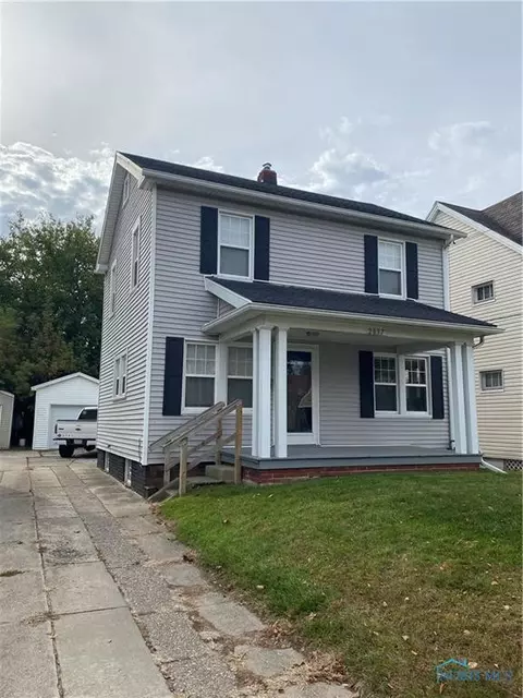 2037 Berdan Ave, Toledo, OH 43613
