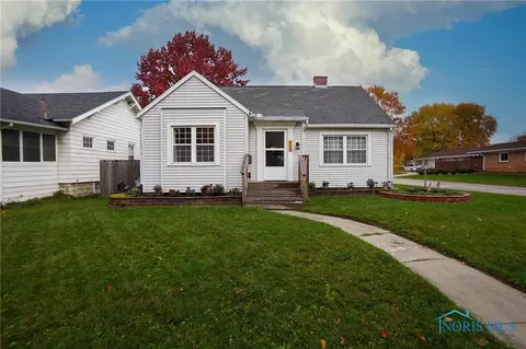728 Center St, Findlay, OH 45840
