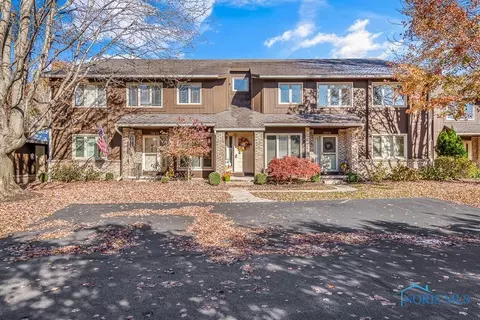 10270 Ford Rd, Perrysburg, OH 43551
