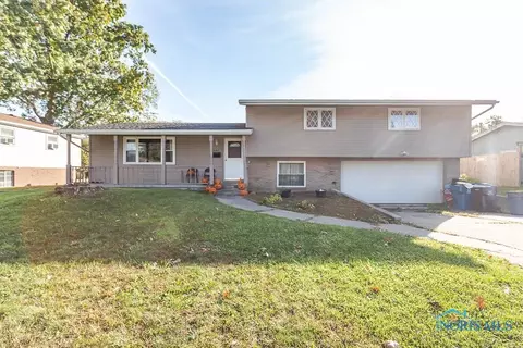 507 S Yarrow St, Oregon, OH 43616