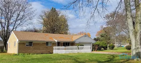 3365 Valleston Pkwy, Toledo, OH 43607