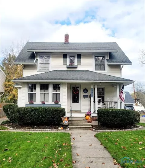 2658 Brookford Dr, Toledo, OH 43614