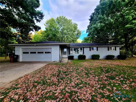 11836 County Road 16, West Unity, OH 43570