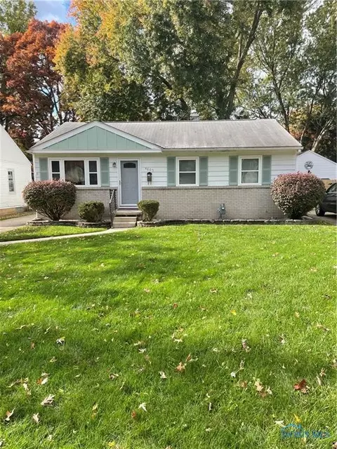 4805 Harbord Dr, Toledo, OH 43623