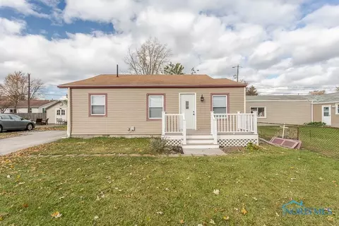 12510 Roachton Rd, Perrysburg, OH 43551