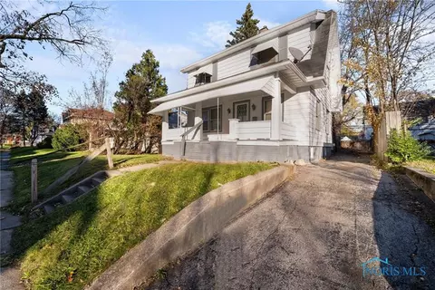 1802 Pilgrim Rd, Toledo, OH 43607 photo 3