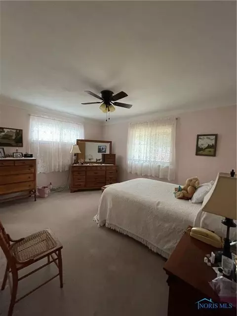 711 Wall St, Maumee, OH 43537 photo 25