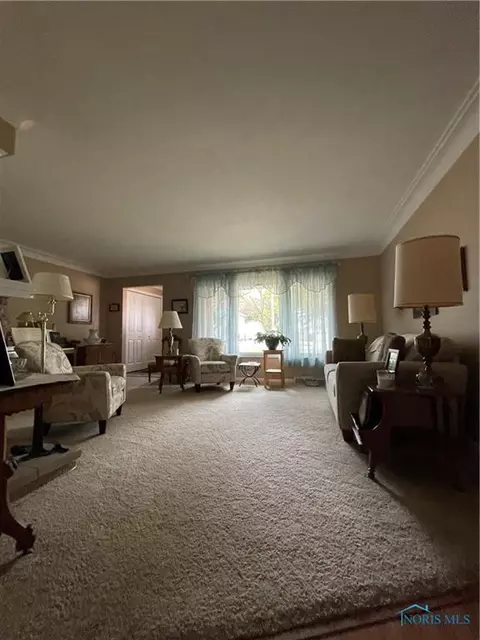 711 Wall St, Maumee, OH 43537 photo 7