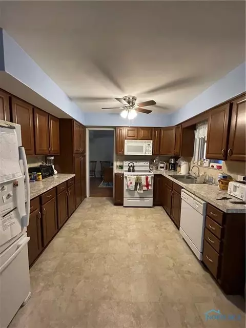 711 Wall St, Maumee, OH 43537 photo 14