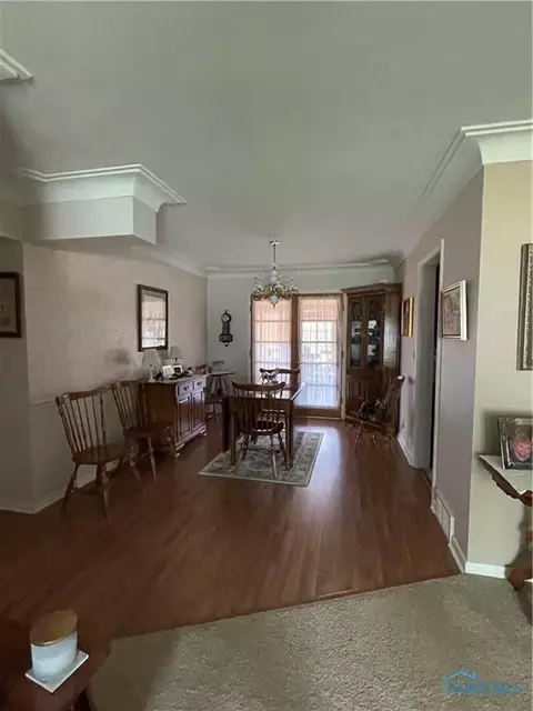 711 Wall St, Maumee, OH 43537 photo 10