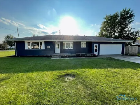 106 Center St, Mccomb, OH 45858