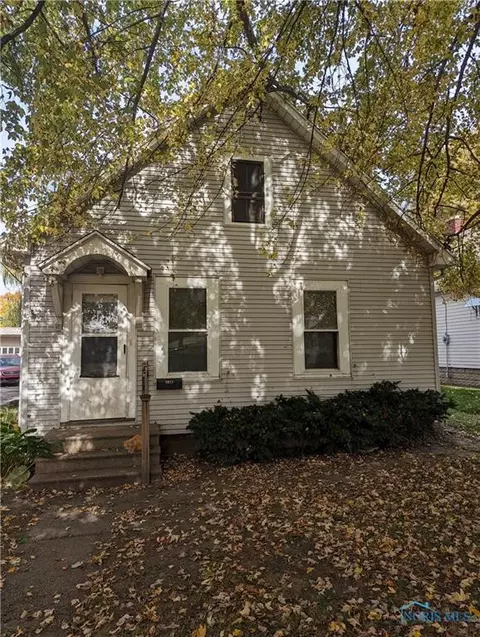2011 Mason St, Toledo, OH 43605
