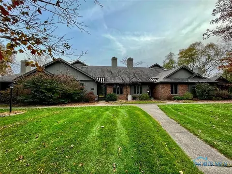 29612 E River Rd, Perrysburg, OH 43551