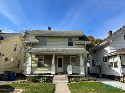 530 Durango Dr, Toledo, OH 43609
