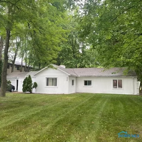 5330 Secor Rd, Toledo, OH 43623