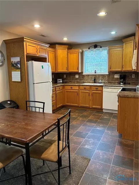 211 Edgar Ave, Findlay, OH 45840 photo 6