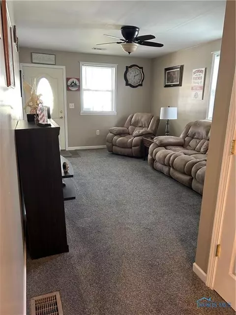 211 Edgar Ave, Findlay, OH 45840 photo 3