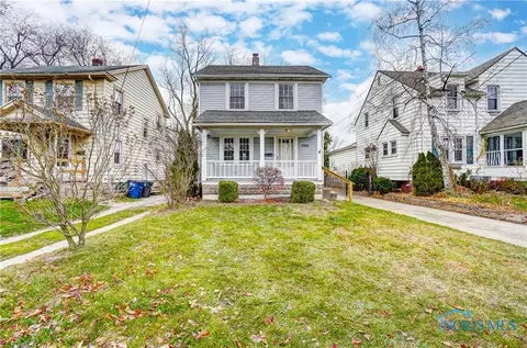 5261 Douglas Rd, Toledo, OH 43613