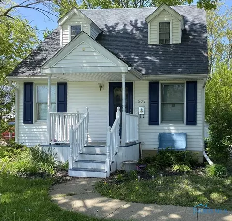 609 E Indiana Ave, Maumee, OH 43537