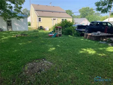 240 Main St, Ney, OH 43549 photo 4