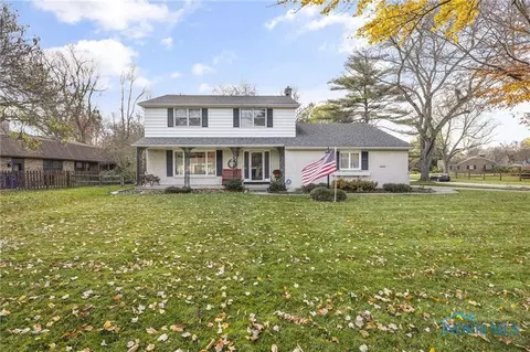 2322 Tanglewood Dr, Toledo, OH 43614