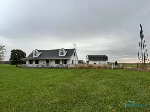 7395 Main Rd, Bowling Green, OH 43402