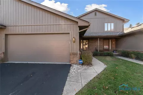 5817 Woodside Trl #B, Toledo, OH 43623