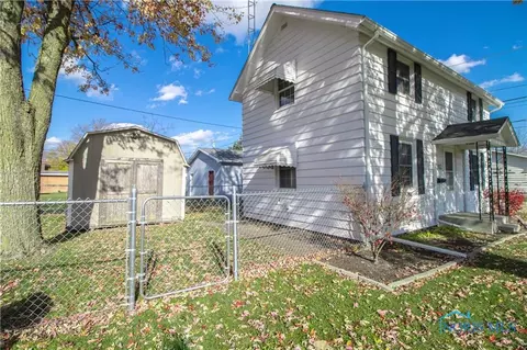 102 E 3rd St, Genoa, OH 43430 photo 32