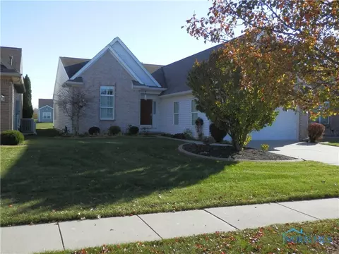4973 Starboard Dr, Maumee, OH 43537