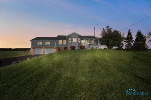 5718 Weckerly Rd, Whitehouse, OH 43571