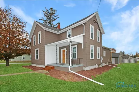 2148 Napoleon Rd, Fremont, OH 43420