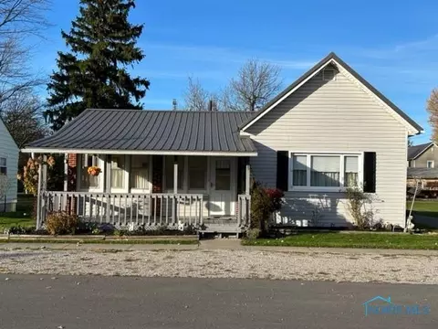 225 E Oak St, Payne, OH 45880