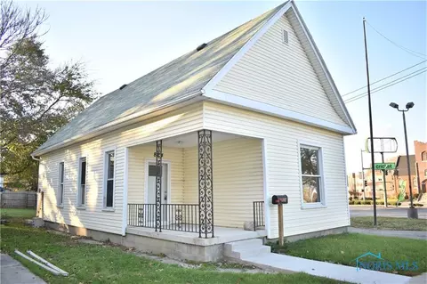 824 Berry St, Toledo, OH 43605
