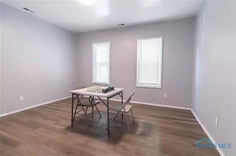 851 Blum St, Toledo, OH 43607 photo 5