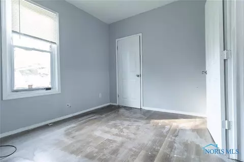 851 Blum St, Toledo, OH 43607 photo 9