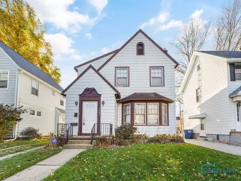 2447 Charlestown Ave, Toledo, OH 43613