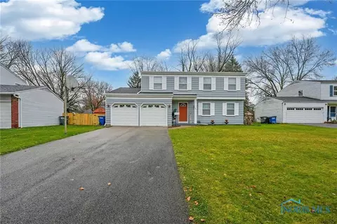 1737 Meadowhill Ct, Toledo, OH 43614
