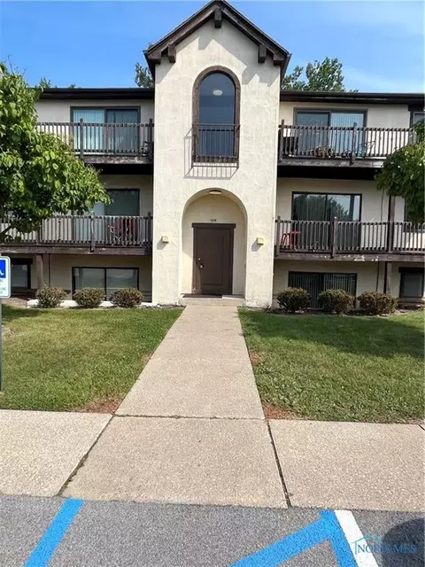 1658 Brownstone Blvd #132, Toledo, OH 43614