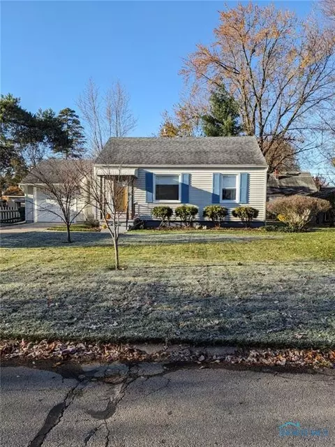 715 Phillips St, Maumee, OH 43537